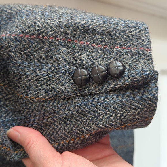 Harris Tweed Jacket - Picture 10 of 13
